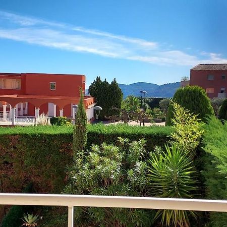 Chambre Lit 2 Personnes Dans Appartement Du Logeur Mandelieu Exterior foto